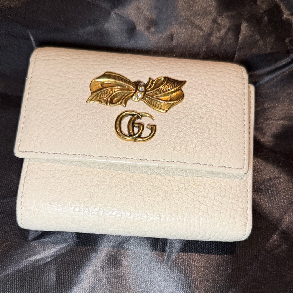 Gucci Cream/white GG Marmont trifold Wallet with Gold Accents authentic